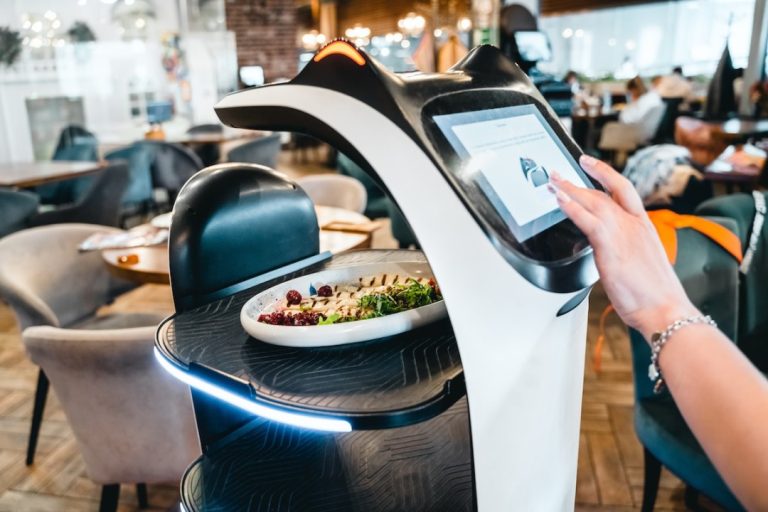 The Future of Dining: Trends You Can Expect in 2025